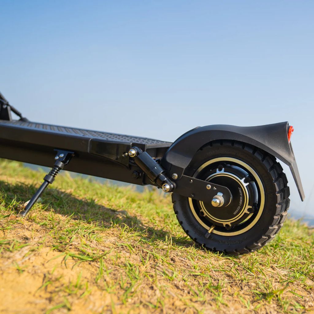 Joyor Y8-S E-Scooter mit Straßenzulassung – Bremshebel und Klingel